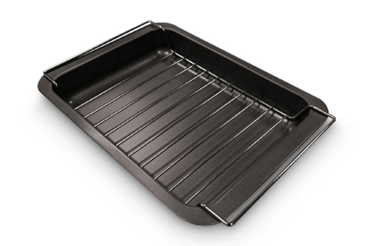 Roast pan with grill rack