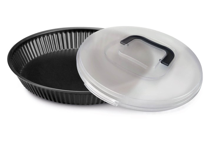 Flan tin with carrying lid