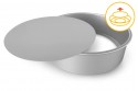 Round cake tin with removable bottom