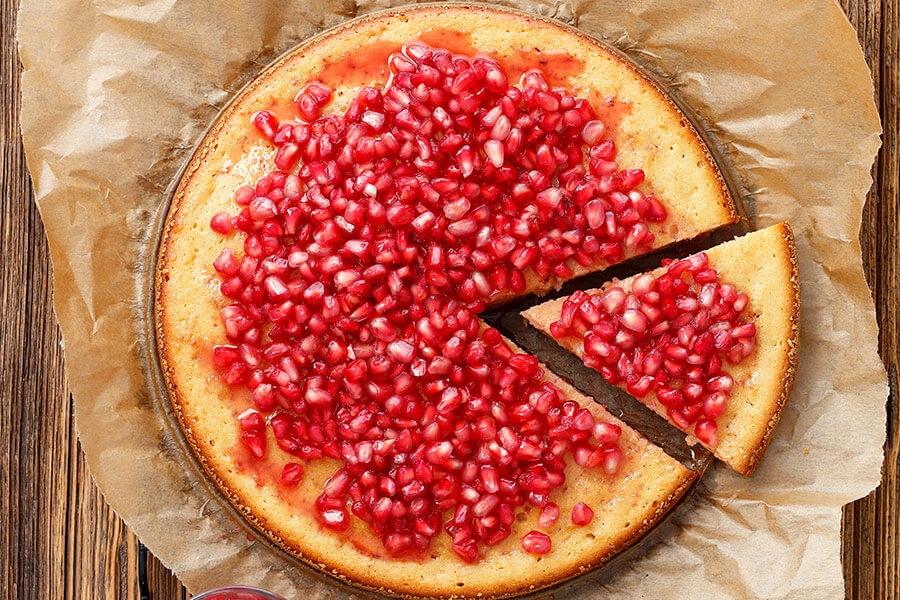 Gâteau au yaourt et graines de grenade