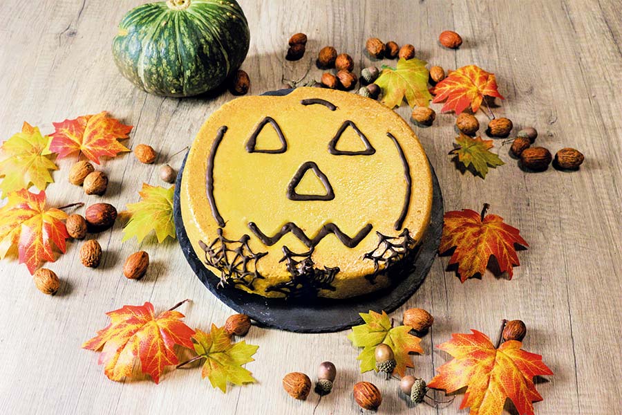 Magical casket of pumpkin, jams and spices 